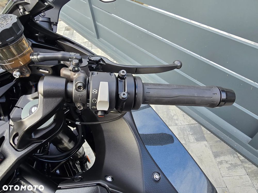 Kawasaki Ninja - 15