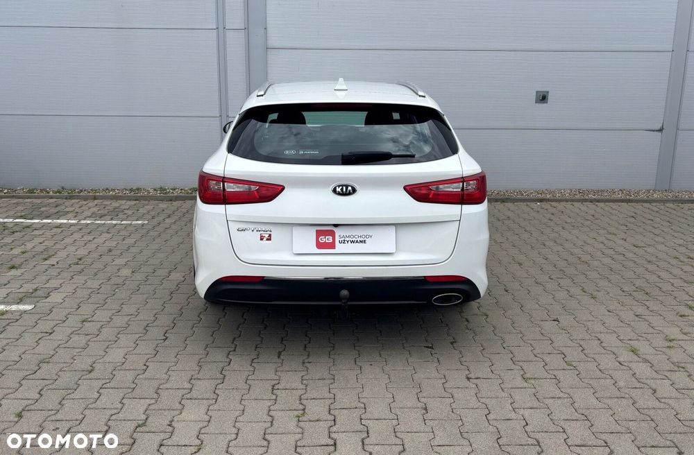 Kia Optima - 7