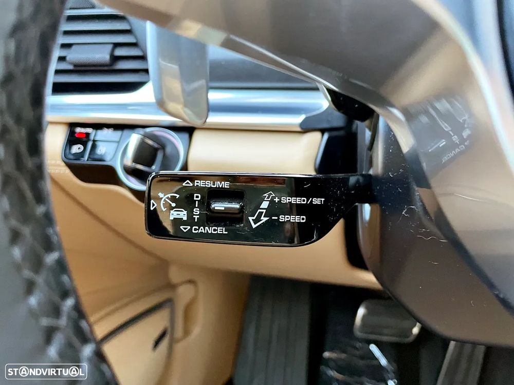 Porsche Panamera Sport Turismo 4 E-Hybrid Edition 10 Anos - 15