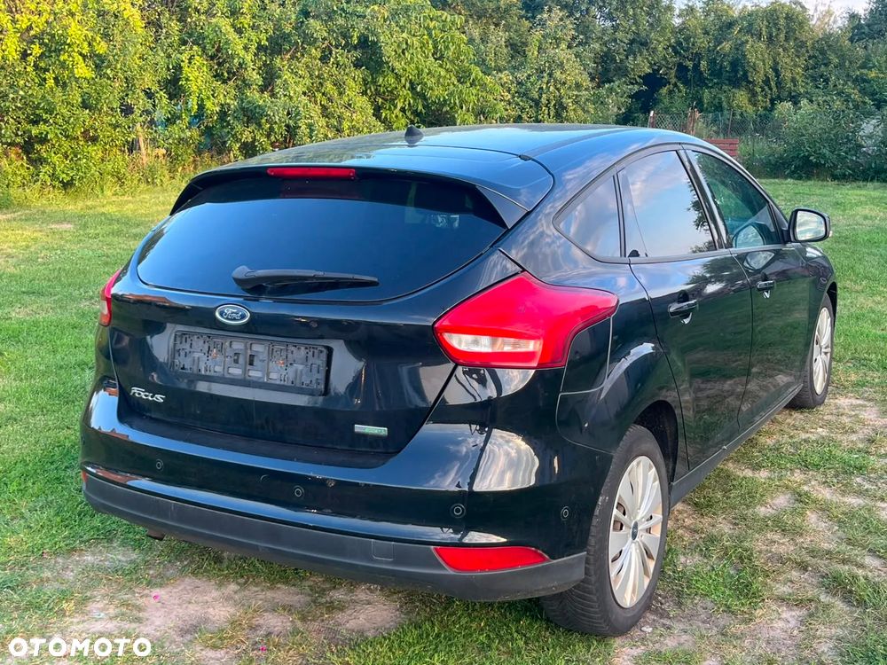 Ford Focus - 20