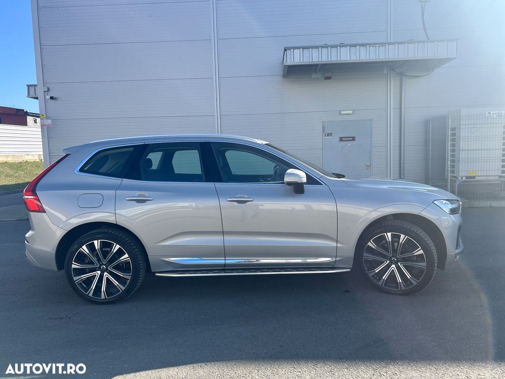 Volvo XC 60 T8 AWD Recharge Ultimate Dark - 3