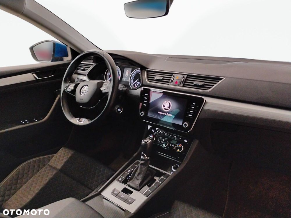 Skoda Superb 2.0 TDI SCR 4x4 Ambition DSG - 16