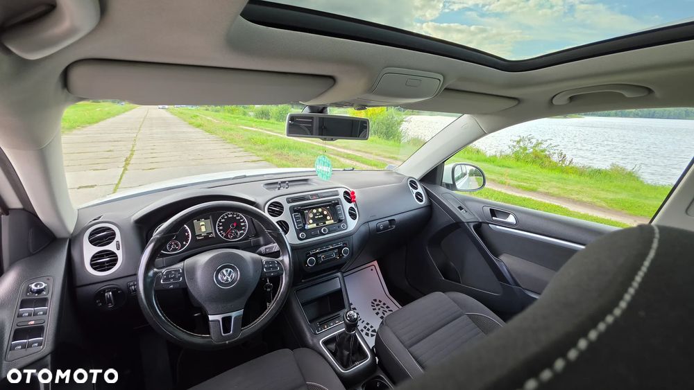 Volkswagen Tiguan 2.0 TDI DPF BlueMotion Technology Cup Sport & Style - 11