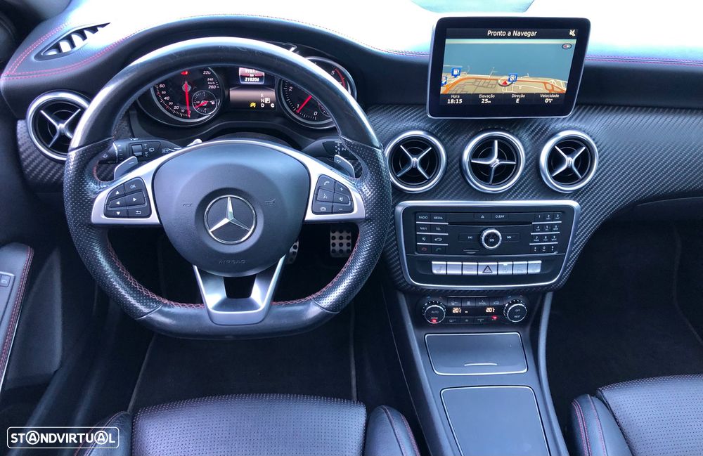 Mercedes-Benz A 180 d 7G-DCT AMG Line - 32