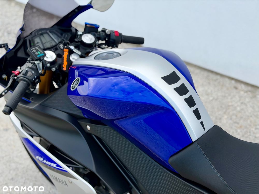 Yamaha YZF - 6