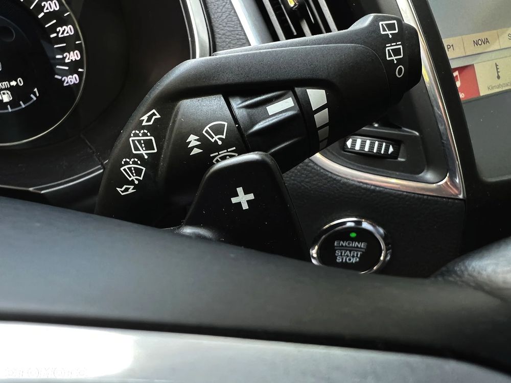 Ford S-Max 2.0 EcoBlue Titanium - 28