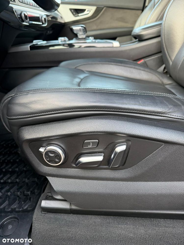 Audi Q7 3.0 TFSI Quattro Tiptronic - 14