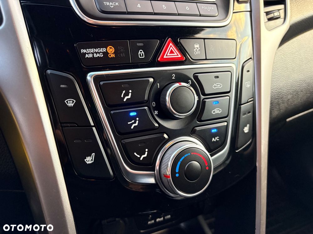 Hyundai i30 1.4 Premium - 29