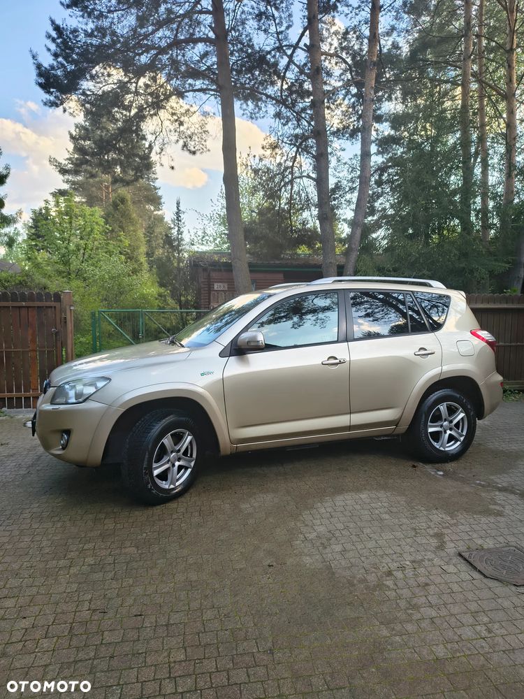 Toyota RAV4 2.2 D-4D X - 8