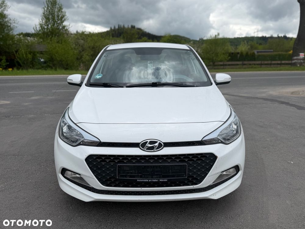 Hyundai i20 blue 1.2 Classic - 8