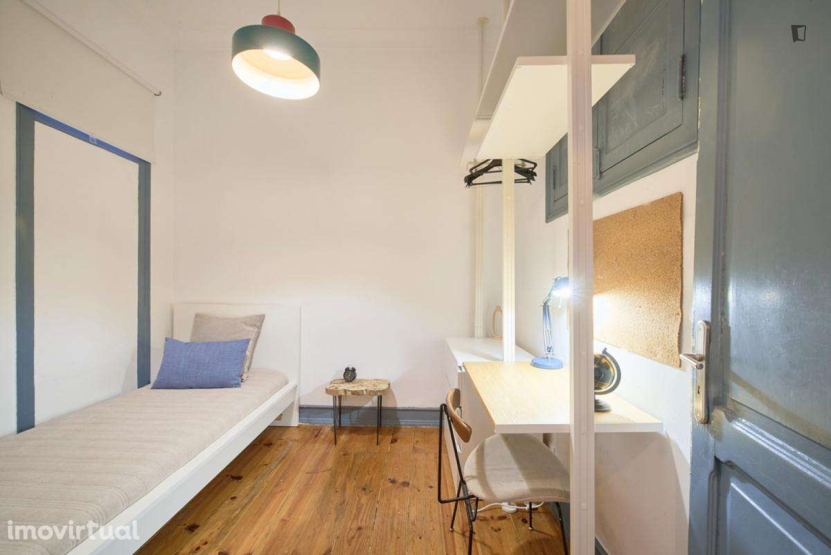 Quarto - localizado em Arroios Lisbon - Grande imagem: 3/16