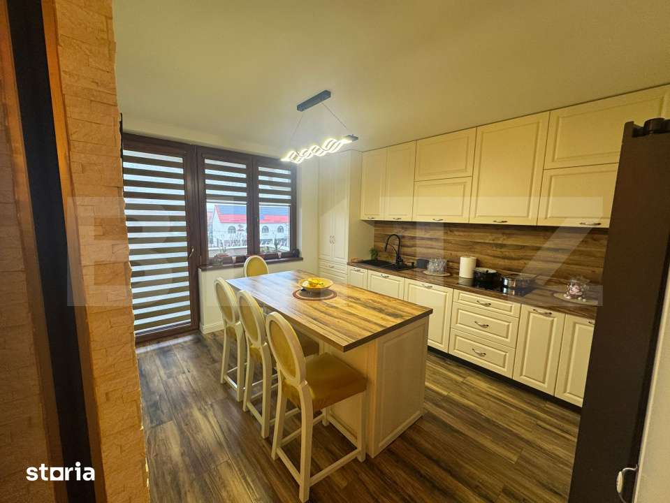 Apartament cu 4 camere de vanzare, 133 mp, zona Careiului — fotografia 3