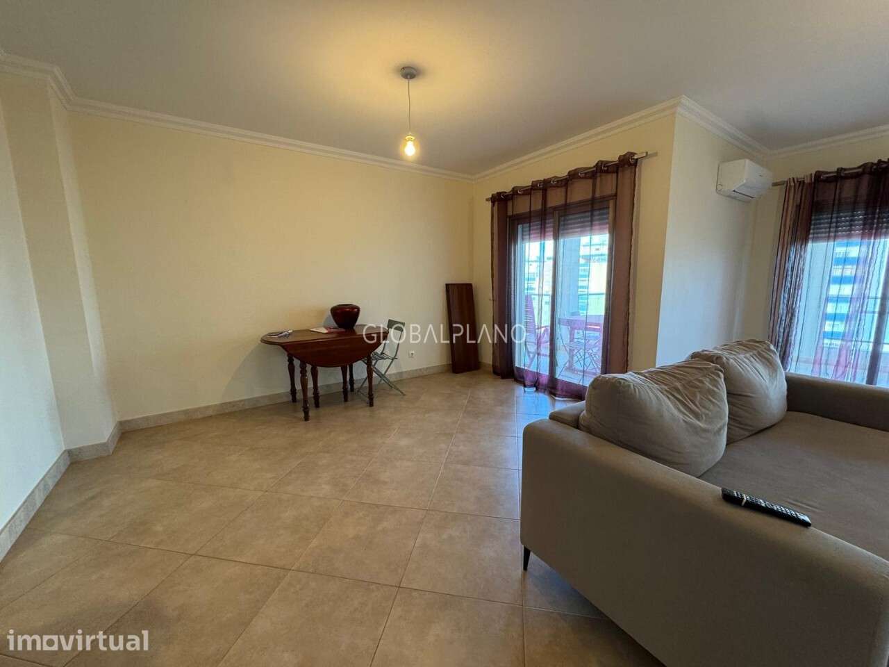 Apartamento T3 Arrendamento Anual - Grande imagem: 2/15