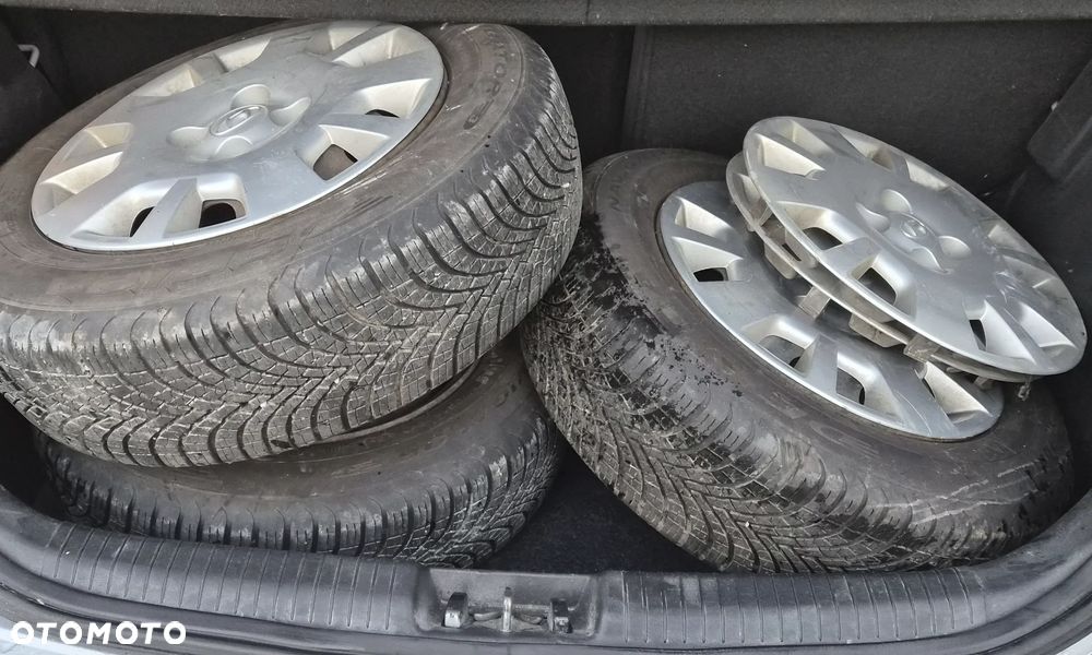 Hyundai i20 1.1 CRDi BlueDrive Comfort - 16