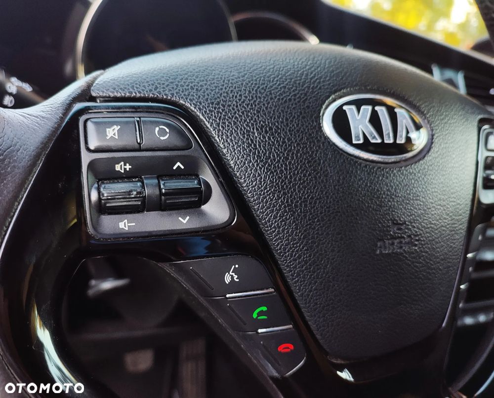 Kia Ceed 1.6 GDI L Business Line - 14