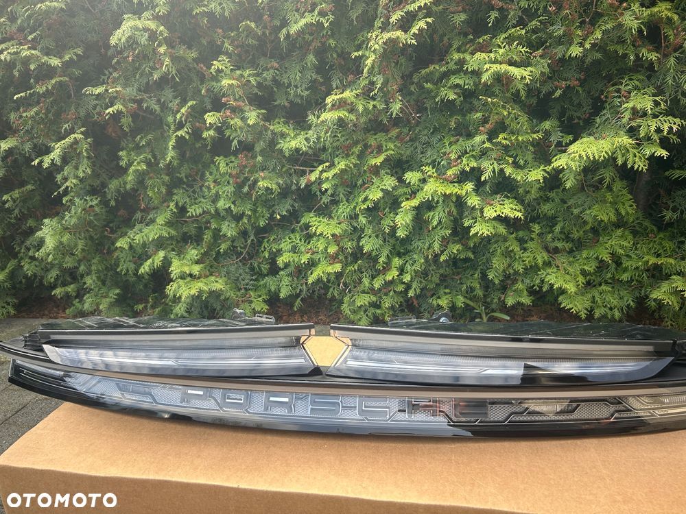 komplet lampa tył blenda prawa lewa porsche taycan exclusive black 9ja - 1