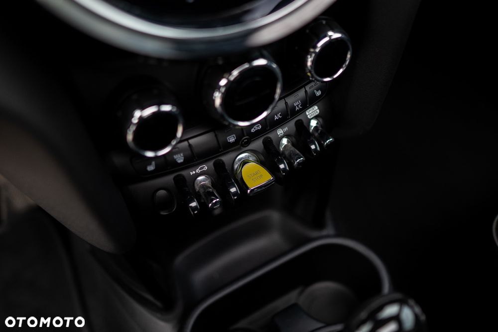 MINI Cooper - 16