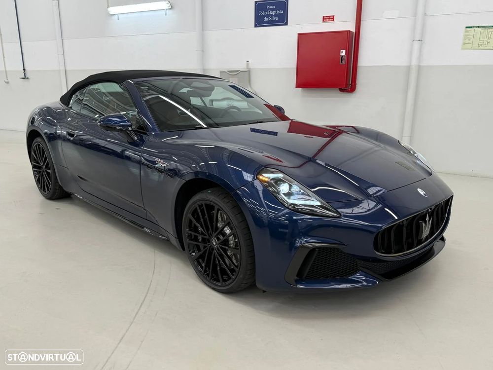 Maserati Grancabrio 3.0 V6 Trofeo - 1