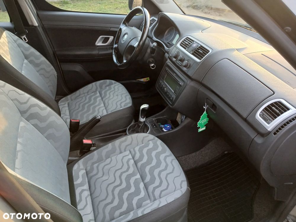 Skoda Roomster 1.4 16V Style - 11