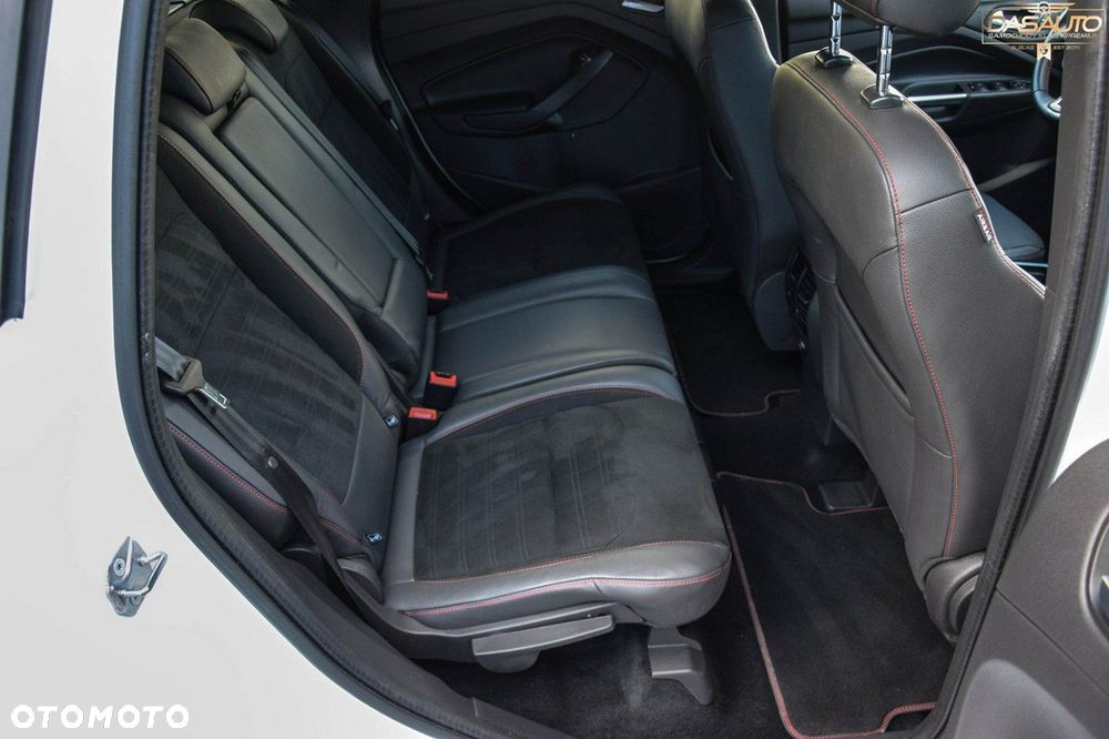 Ford Kuga - 30