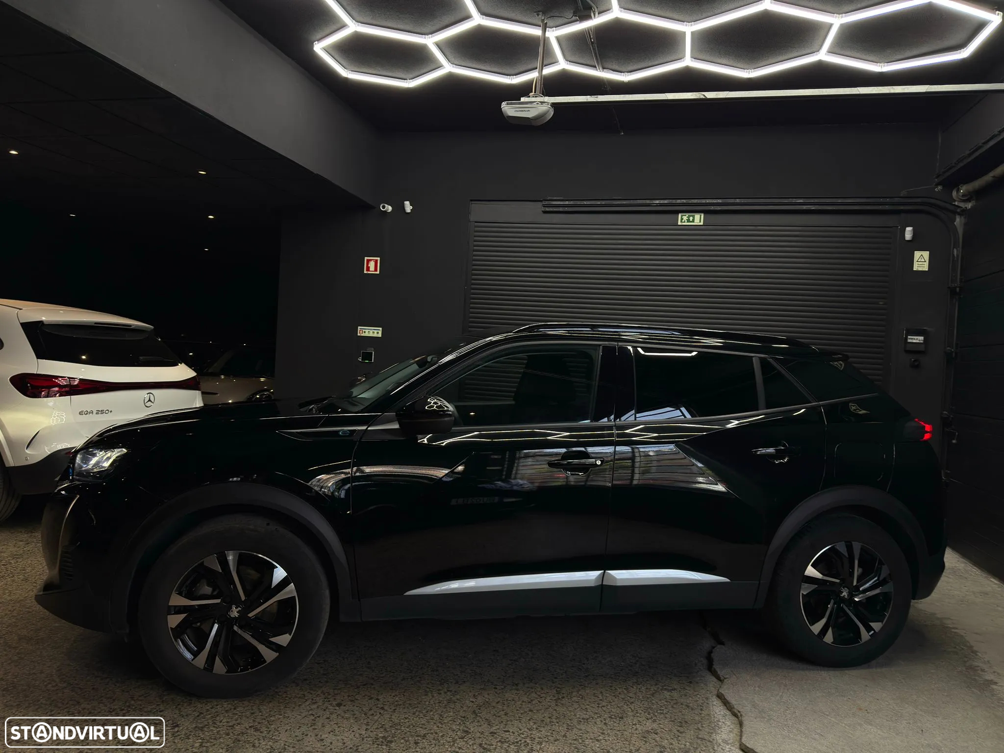 Peugeot e-2008 50 kWh Allure Pack - 2