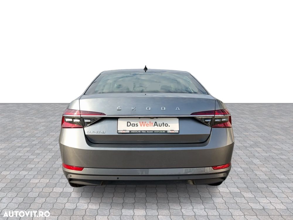 Skoda Superb 2.0 TDI DSG Ambition - 4
