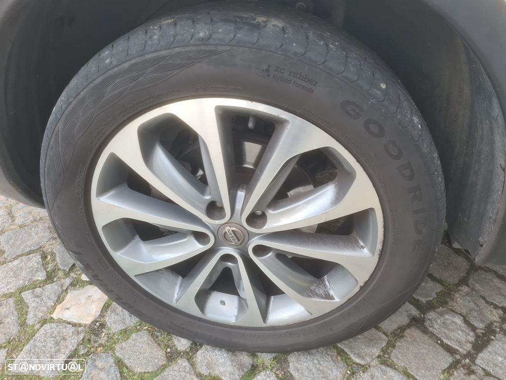 Nissan Qashqai 1.5 dCi Tekna Premium 18 - 11