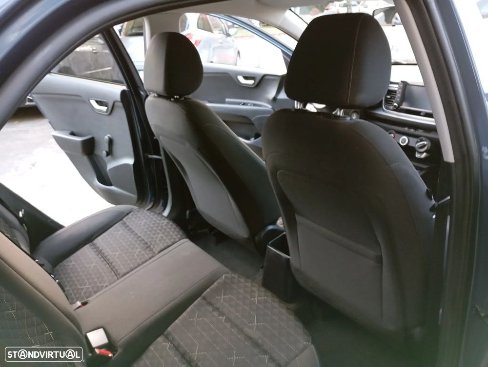 Kia Rio 1.2 CVVT Urban - 11