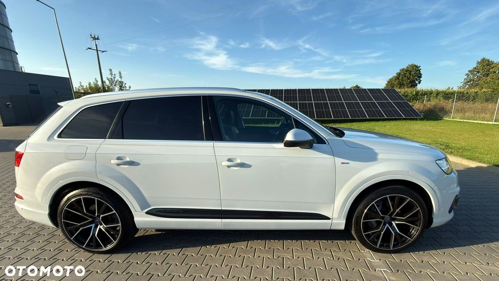 Audi Q7 - 7