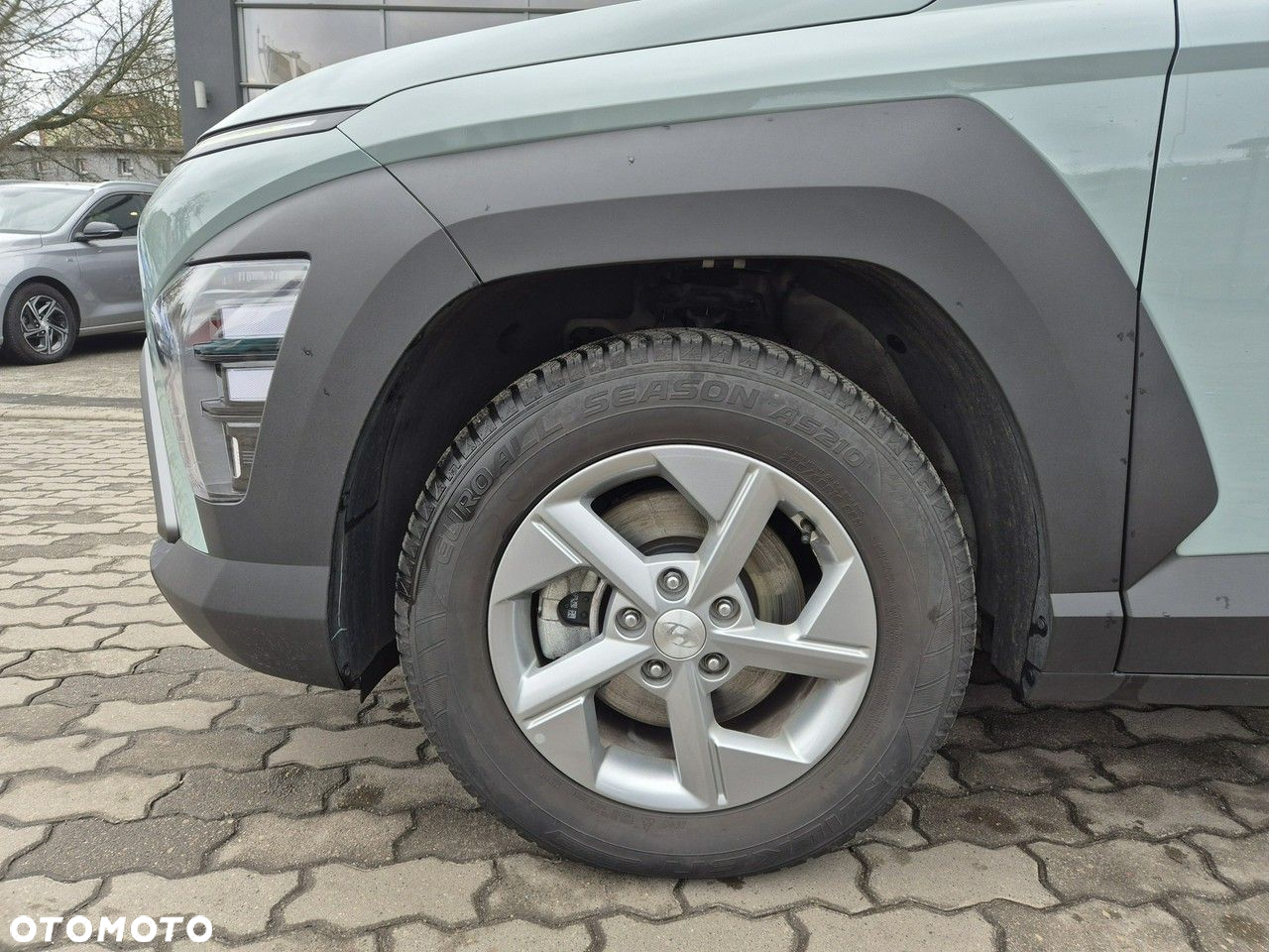 Hyundai Kona - 11