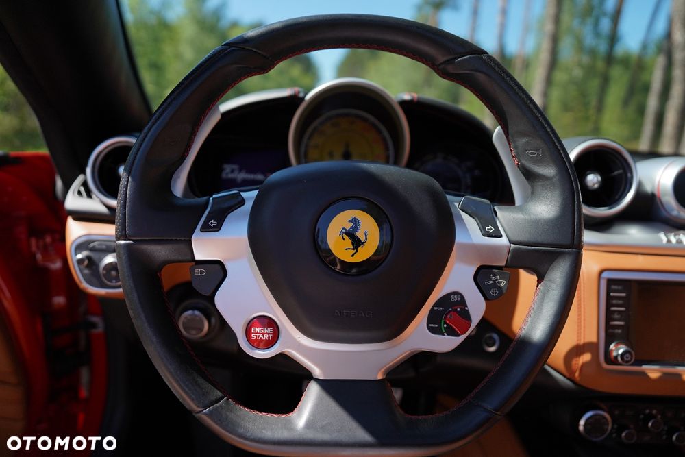 Ferrari California T - 14