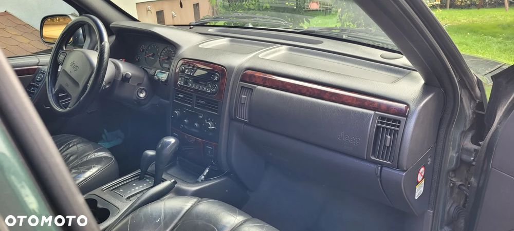 Jeep Grand Cherokee - 9