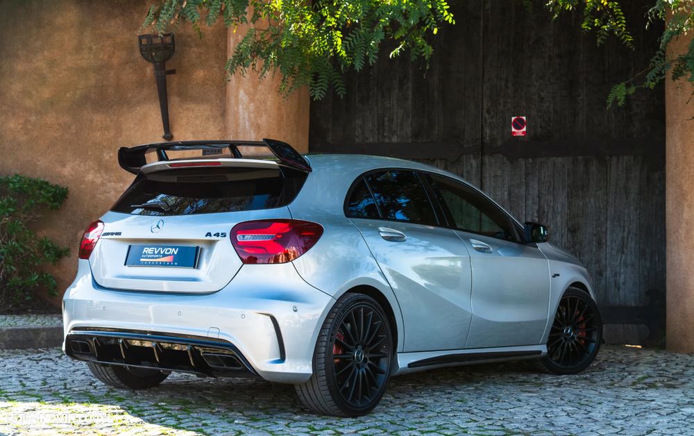 Mercedes-Benz A 45 AMG 4Matic Speedshift 7G-DCT - 4