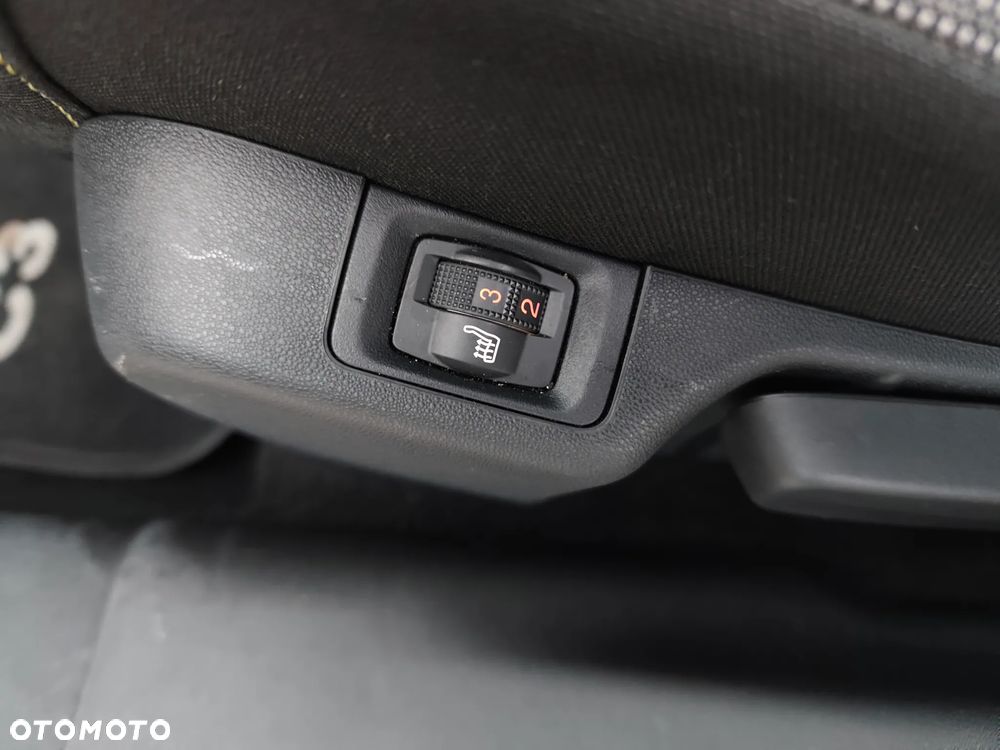 Citroën C3 BlueHDi 100 S&S SHINE PACK - 19