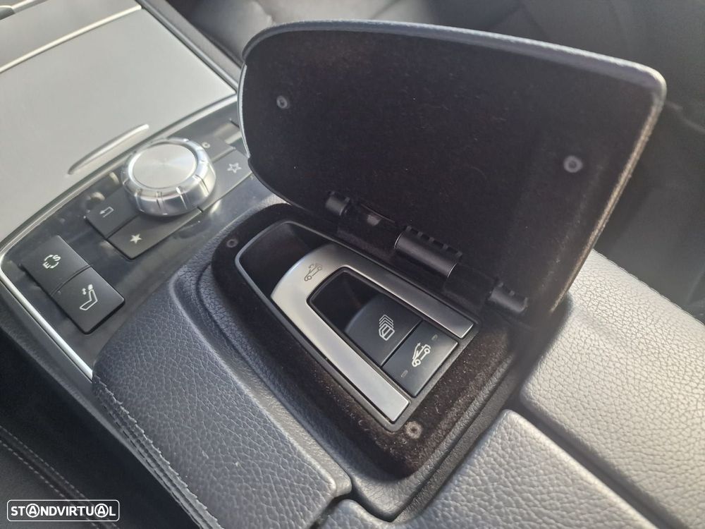 Mercedes-Benz E 350 BlueTEC Auto - 36