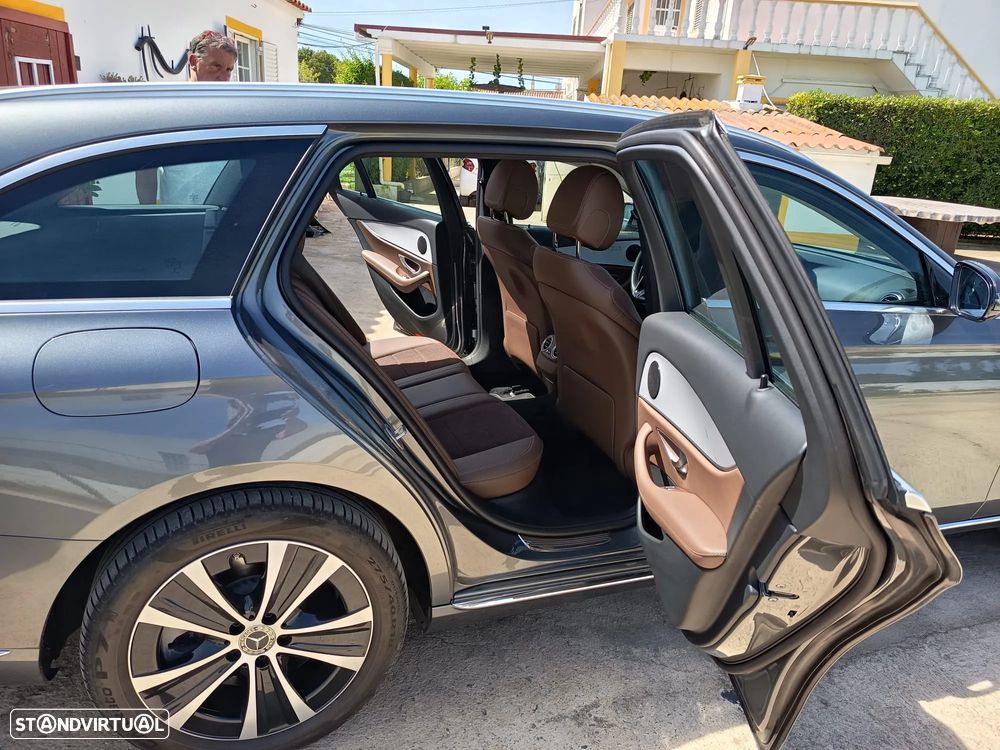 Mercedes-Benz E 300 - 12