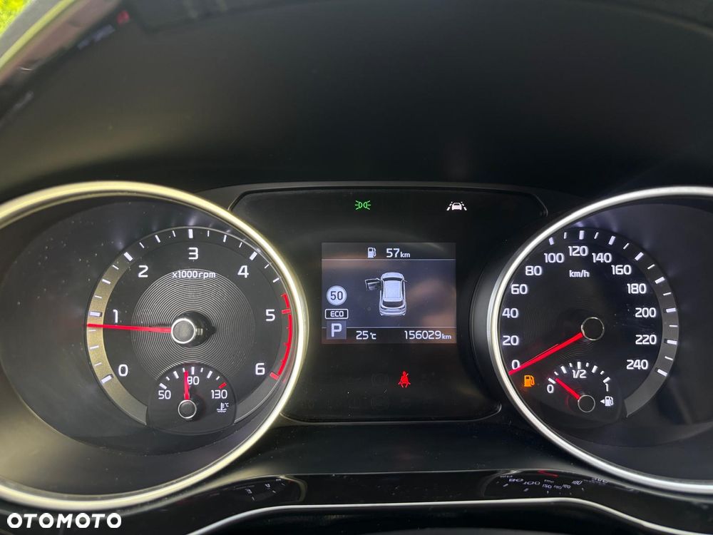Kia Ceed 1.6 CRDi (48V Mild-Hybrid) DCT7 Platinum - 13