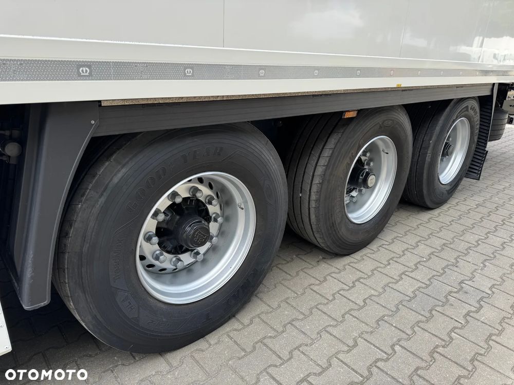 Krone Hakowa, Carrier Vector HE19, Nowe opony!! - 23