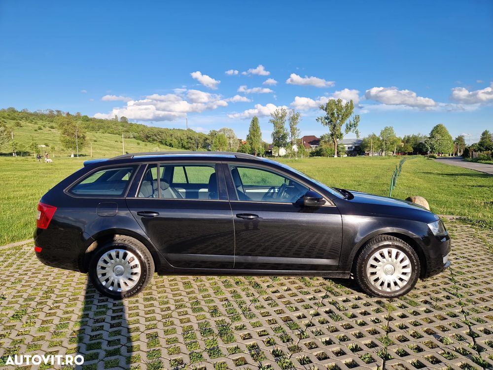 Skoda Octavia 2.0 TDI AMBITION DSG - 6