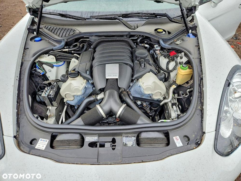 Porsche Panamera PDK - 12