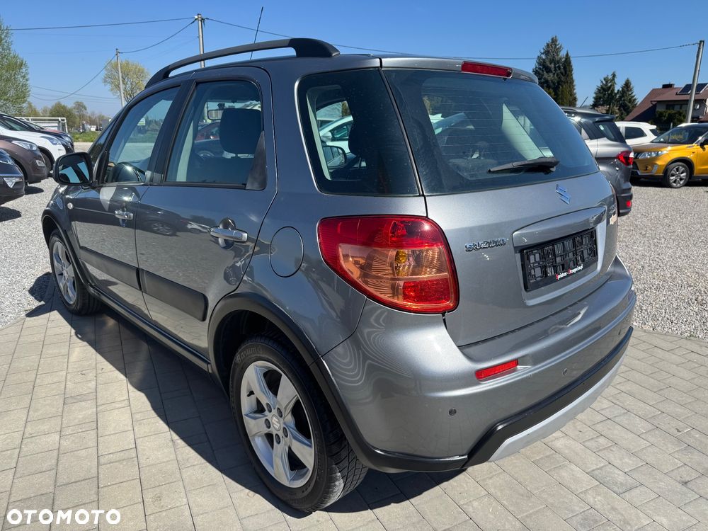 Suzuki SX4 - 8