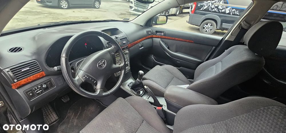 Toyota Avensis 2.0 VVT-i Prestige - 16