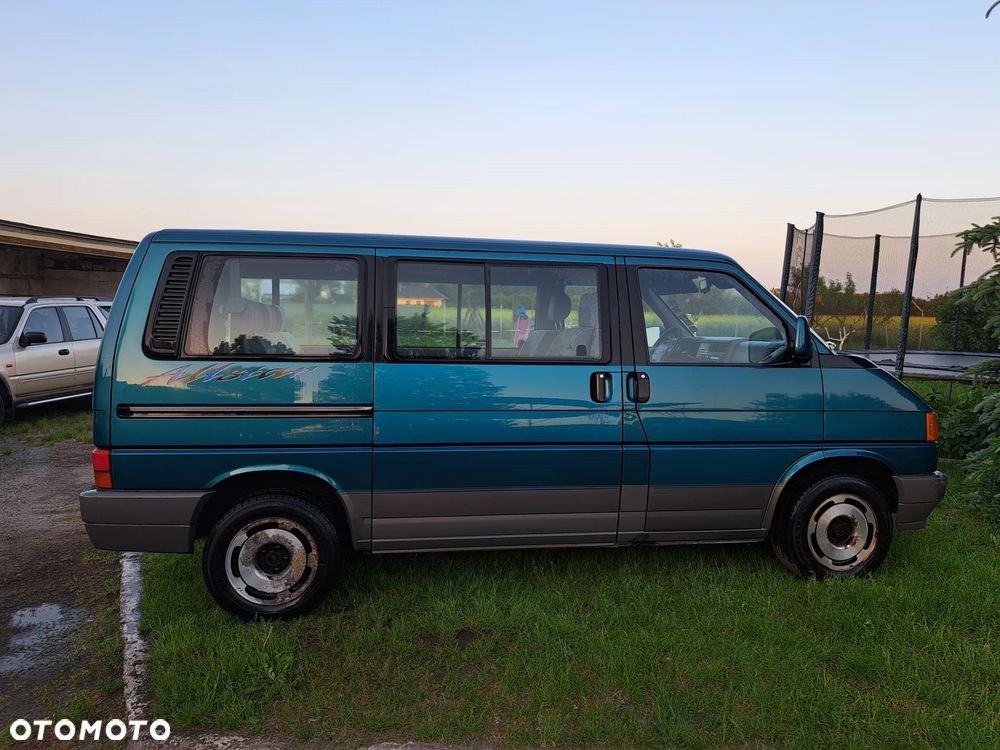 Volkswagen Multivan - 7