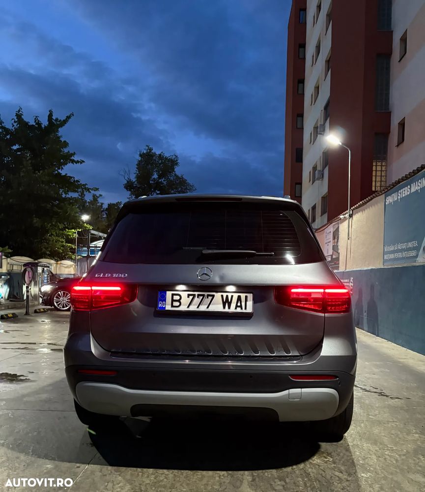 Mercedes-Benz GLB 180 7G-DCT Progressive - 8