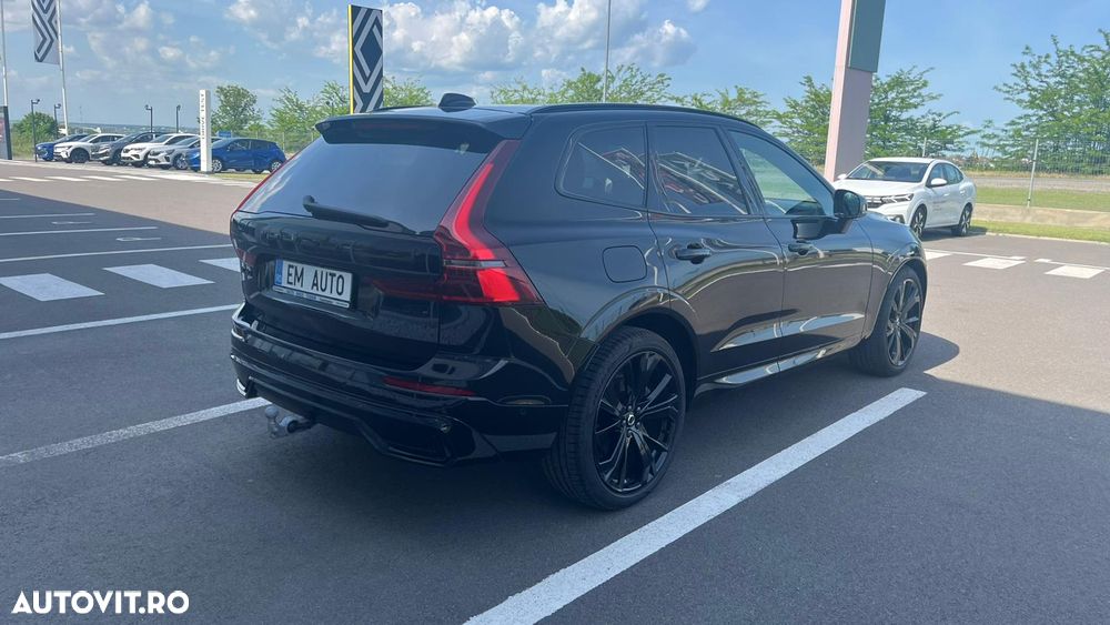 Volvo XC 60 B5 AT AWD MHEV Ultra Black Edition - 5