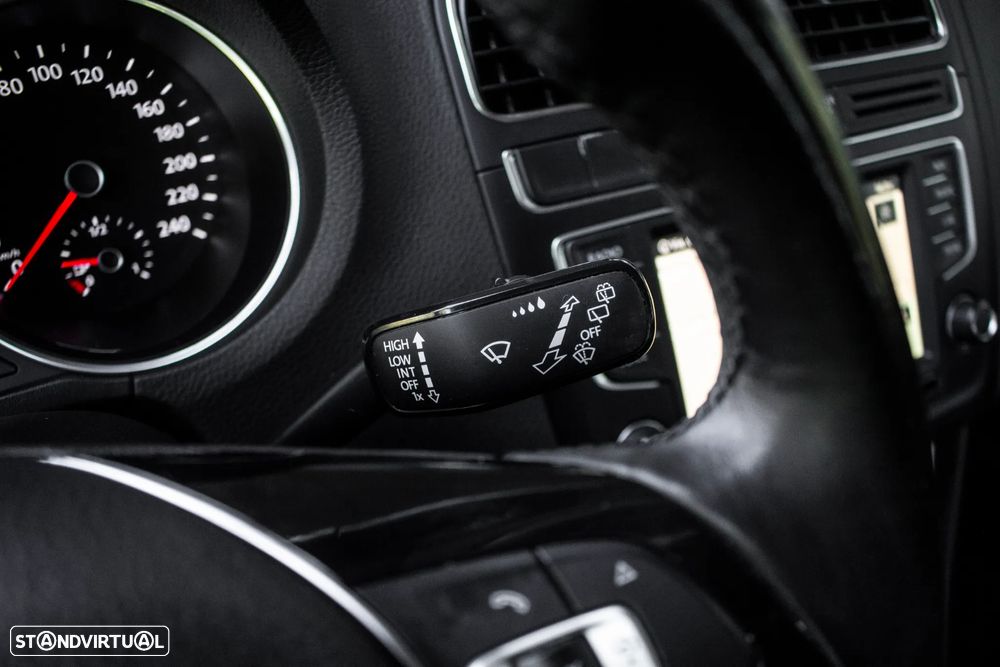 VW Polo 1.0 Confortline - 16