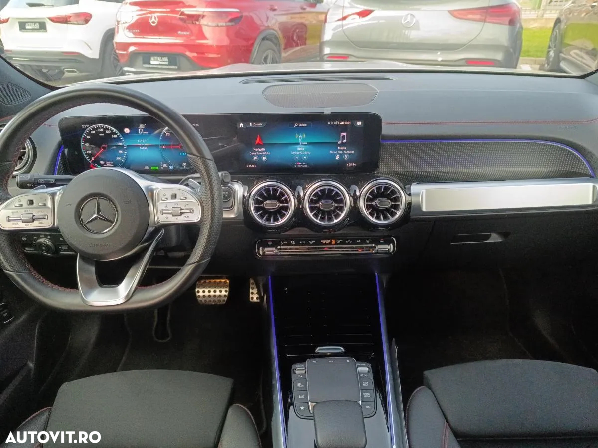 Mercedes-Benz EQB 250 - 11