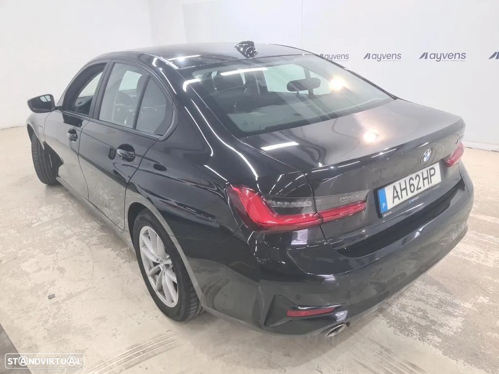 BMW 330 e Corporate Edition Auto - 2