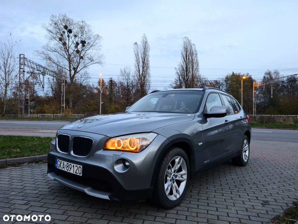 BMW X1 sDrive18i - 1