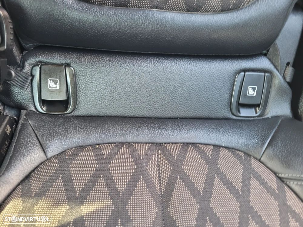 BMW X1 16 d sDrive Line xLine - 18